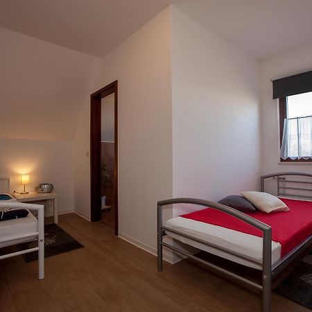 Pension ,,Vier Tore" Neubrandenburg Exterior foto